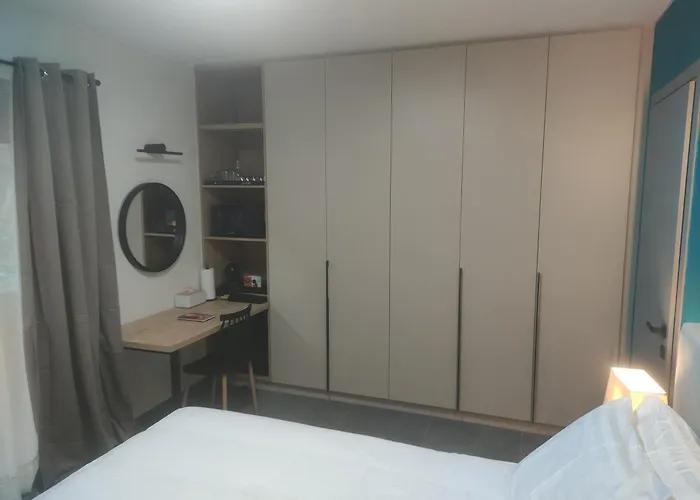 Iqoqo Hotels - Luxury Suites Ioannina