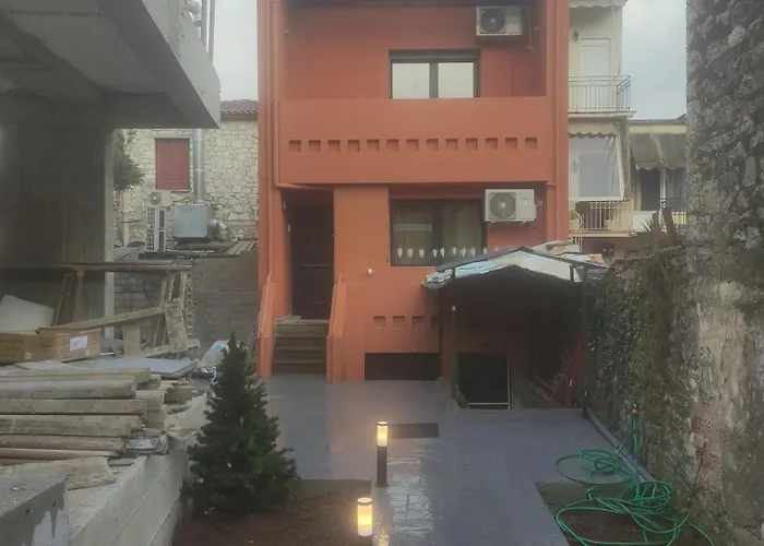 Iqoqo Hotels - Luxury Suites Ioannina